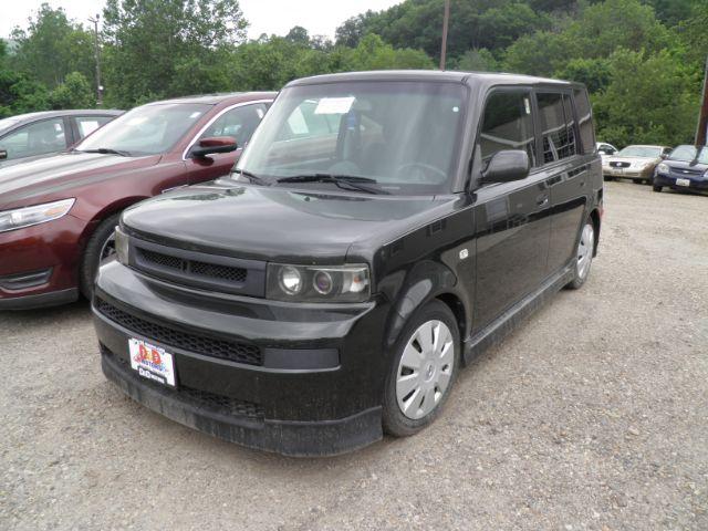 2006 GRAY Scion xB Wagon (JTLKT334964) with an 1.5L L4 DOHC 16V engine, 5SP transmission, located at 19521 New George's Creek Rd SW, Barton, MD, 21521, (301) 463-2404, 39.524323, -79.017906 - Photo #0