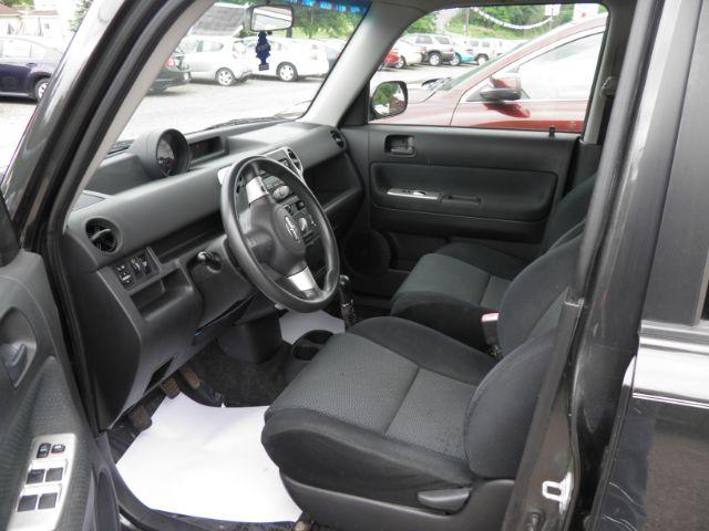 2006 GRAY Scion xB Wagon (JTLKT334964) with an 1.5L L4 DOHC 16V engine, 5SP transmission, located at 19521 New George's Creek Rd SW, Barton, MD, 21521, (301) 463-2404, 39.524323, -79.017906 - Photo #1