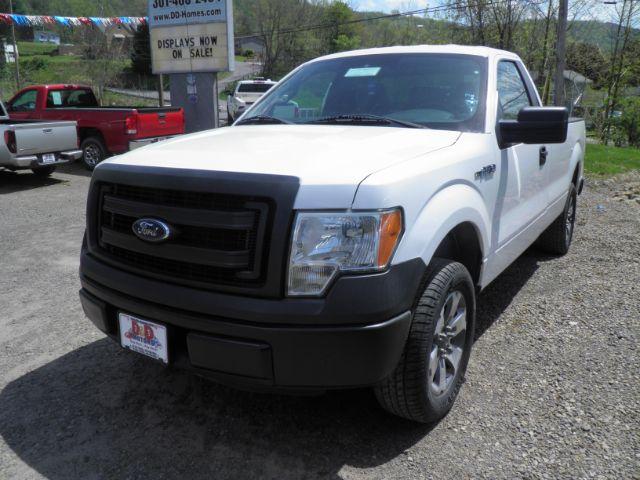2013 WHITE FORD F-150 XLT 8-ft. Bed 2WD (1FTMF1CM9DK) with an 3.7l V6 engine, AT transmission, located at 19521 New George's Creek Rd SW, Barton, MD, 21521, (301) 463-2404, 39.524323, -79.017906 - Photo #0