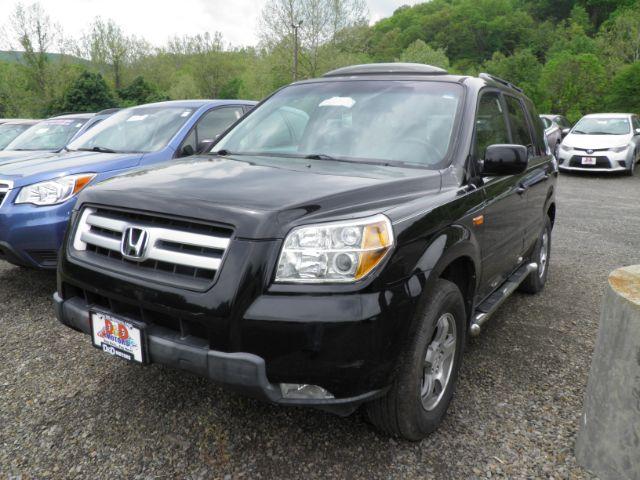 2008 BLACK Honda Pilot EX-L 4WD AT (5FNYF18568B) with an 3.5L V6 engine, AT transmission, located at 19521 New George's Creek Rd SW, Barton, MD, 21521, (301) 463-2404, 39.524323, -79.017906 - Photo #0