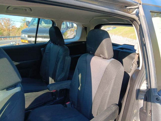 2014 GRAY MAZDA MAZDA5 Sport AT (JM1CW2BL2E0) with an 2.5L L4 DOHC 16V engine, AT transmission, located at 15520 McMullen Hwy SW, Belair, MD, 21502, (301) 729-3700, 39.581375, -78.846451 - Photo#3