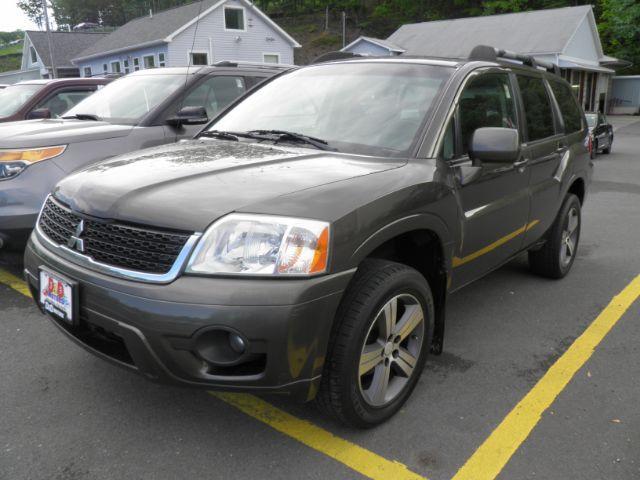 2011 TAN Mitsubishi Endeavor SE (4A4JN3AS5BE) with an 3.8/6CLY engine, AT transmission, located at 15520 McMullen Hwy SW, Belair, MD, 21502, (301) 729-3700, 39.581375, -78.846451 - Photo #0