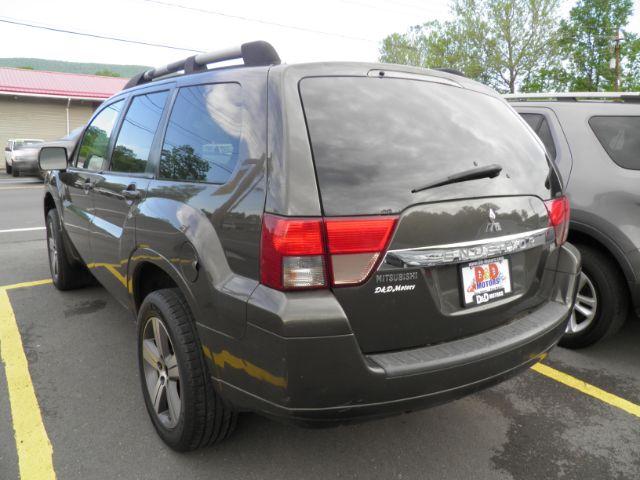 2011 TAN Mitsubishi Endeavor SE (4A4JN3AS5BE) with an 3.8/6CLY engine, AT transmission, located at 15520 McMullen Hwy SW, Belair, MD, 21502, (301) 729-3700, 39.581375, -78.846451 - Photo #5