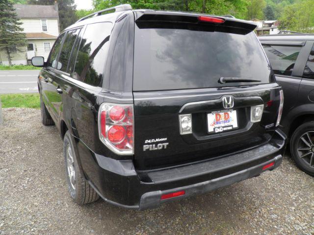 2006 BLACK HONDA PILOT EX 4WD w/ Leather and DVD (2HKYF18626H) with an 3.5L V6 engine, AT transmission, located at 19521 New George's Creek Rd SW, Barton, MD, 21521, (301) 463-2404, 39.524323, -79.017906 - Photo #5