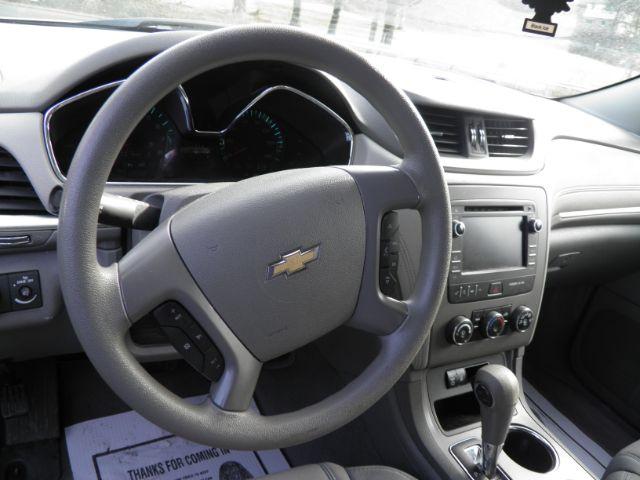 2014 SILVER CHEVROLET TRAVERSE LS FWD w/PDC (1GNKRFED4EJ) with an 3.6L V6 DOHC 24V engine, AT transmission, located at 15520 McMullen Hwy SW, Belair, MD, 21502, (301) 729-3700, 39.581375, -78.846451 - Photo#2