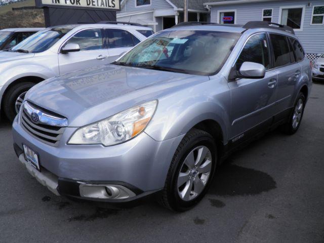 2012 GREY Subaru Outback 2.5i Limited (4S4BRBKC7C3) with an 2.5/4CLY engine, AT transmission, located at 19521 New George's Creek Rd SW, Barton, MD, 21521, (301) 463-2404, 39.524323, -79.017906 - Photo #0