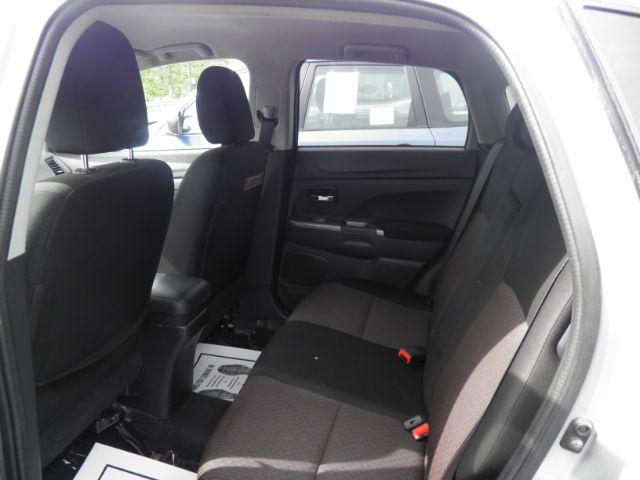 2018 SILVER Mitsubishi Outlander Sport 2.0 ES CVT (JA4AP3AU3JU) with an 2.0l L4 engine, AT transmission, located at 15520 McMullen Hwy SW, Belair, MD, 21502, (301) 729-3700, 39.581375, -78.846451 - Photo#3