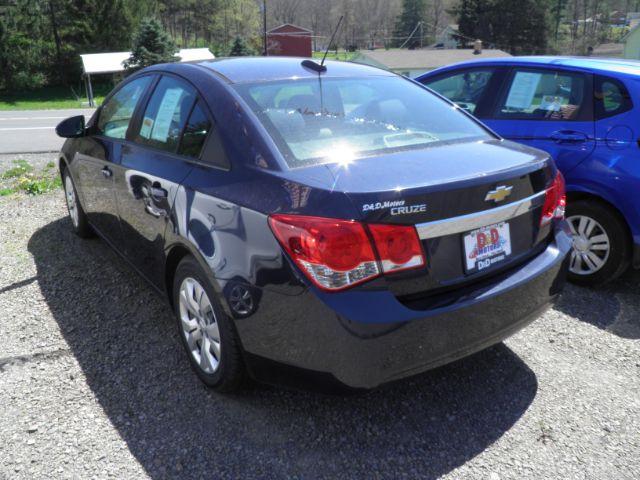 2015 BLUE Chevrolet Cruze LS Auto (1G1PA5SH3F7) with an 1.8l L4 engine, AT transmission, located at 19521 New George's Creek Rd SW, Barton, MD, 21521, (301) 463-2404, 39.524323, -79.017906 - Photo #4