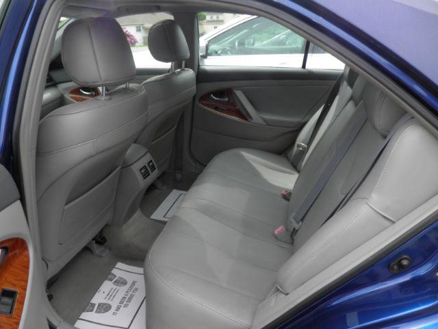 2008 Blue Toyota Camry XLE V6 (4T1BK46K68U) with an 3.5l V6 engine, AT transmission, located at 19521 New George's Creek Rd SW, Barton, MD, 21521, (301) 463-2404, 39.524323, -79.017906 - Photo#3