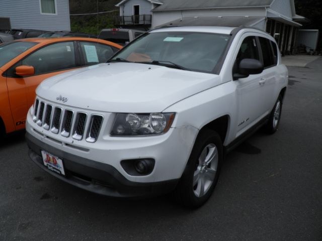 photo of 2017 Jeep Compass