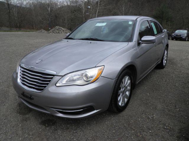 photo of 2014 Chrysler 200