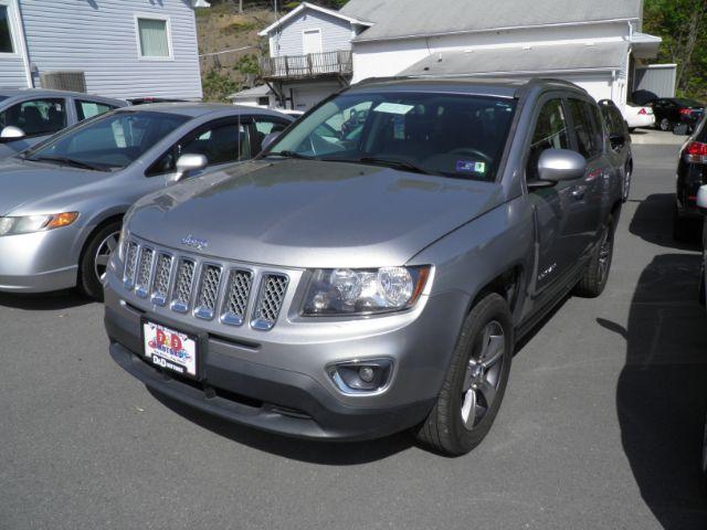 2016 SILVER Jeep Compass Latitude 4WD (1C4NJDEB0GD) with an 2.4L L4 engine, AT transmission, located at 15520 McMullen Hwy SW, Belair, MD, 21502, (301) 729-3700, 39.581375, -78.846451 - Photo #0