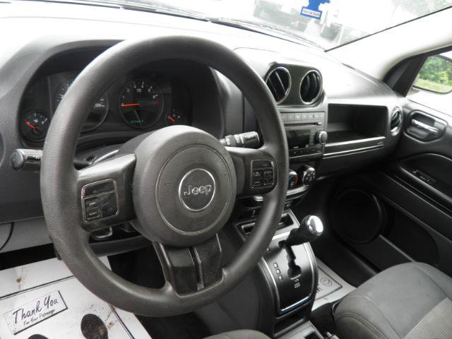 2012 BLUE Jeep Compass Sport 4WD (1C4NJDBB2CD) with an 2.4 L4 engine, CVT transmission, located at 19521 New George's Creek Rd SW, Barton, MD, 21521, (301) 463-2404, 39.524323, -79.017906 - Photo#2