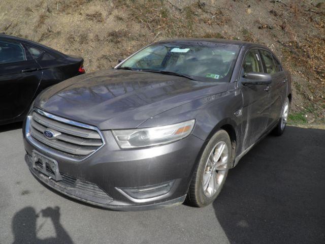 photo of 2014 Ford Taurus