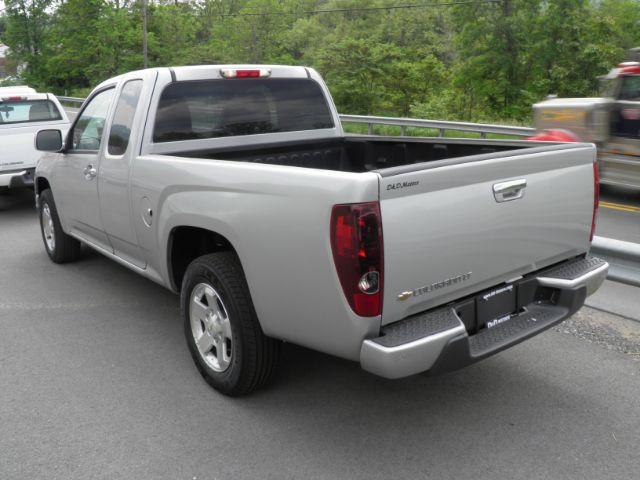 2012 SILVER Chevrolet Colorado 1LT Ext. Cab 2WD (1GCESCF95C8) with an 2.9L L4 engine, AT transmission, located at 19521 New George's Creek Rd SW, Barton, MD, 21521, (301) 463-2404, 39.524323, -79.017906 - Photo #3