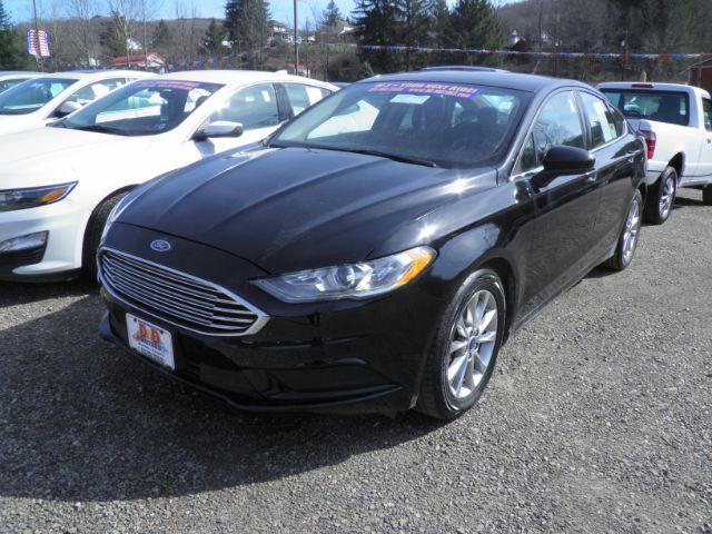 2017 BLACK Ford Fusion SE (3FA6P0H70HR) with an 2.5L L4 engine, AT transmission, located at 19521 New George's Creek Rd SW, Barton, MD, 21521, (301) 463-2404, 39.524323, -79.017906 - Photo #0