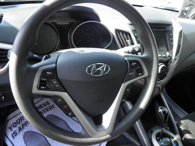 2014 GRAY Hyundai Veloster Base (KMHTC6AD6EU) with an 1.6l L4 engine, AT transmission, located at 19521 New George's Creek Rd SW, Barton, MD, 21521, (301) 463-2404, 39.524323, -79.017906 - Photo #2