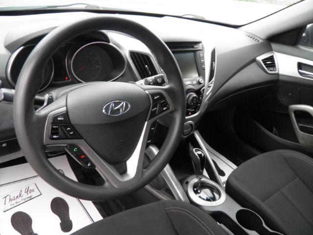 2014 Gray Hyundai Veloster Base (KMHTC6AD6EU) with an 1.6L I4 engine, AT transmission, located at 15520 McMullen Hwy SW, Belair, MD, 21502, (301) 729-3700, 39.581375, -78.846451 - Photo#2