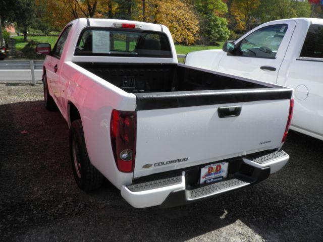 2012 WHITE Chevrolet COLORADO Work Truck 2WD (1GCCSBF93C8) with an 2.9L L4 engine, AT transmission, located at 15520 McMullen Hwy SW, Belair, MD, 21502, (301) 729-3700, 39.581375, -78.846451 - Photo#3