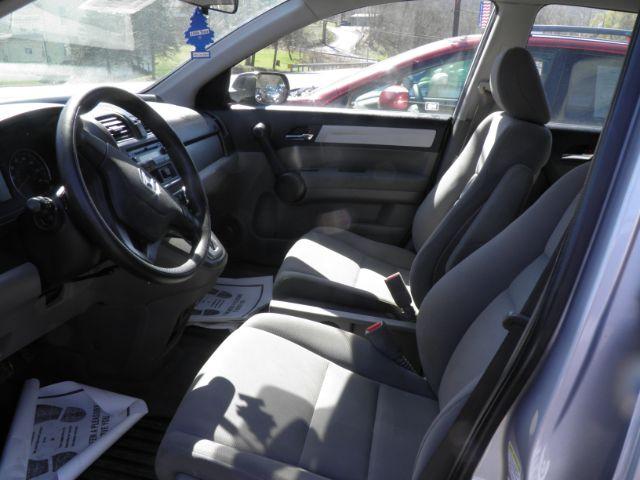 2011 SILVER Honda CR-V LX 4WD 5-Speed AT (5J6RE4H30BL) with an 2.4L L4 engine, AT transmission, located at 19521 New George's Creek Rd SW, Barton, MD, 21521, (301) 463-2404, 39.524323, -79.017906 - Photo#1