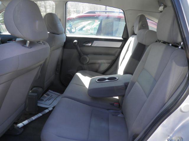 2011 SILVER Honda CR-V LX 4WD 5-Speed AT (5J6RE4H30BL) with an 2.4L L4 engine, AT transmission, located at 19521 New George's Creek Rd SW, Barton, MD, 21521, (301) 463-2404, 39.524323, -79.017906 - Photo#3