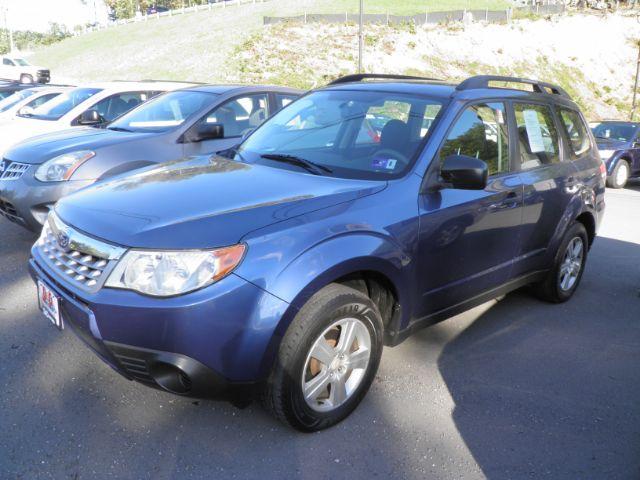 2012 BLUE Subaru Forester 2.5X (JF2SHABCXCH) with an 2.5 L4 engine, AT transmission, located at 19521 New George's Creek Rd SW, Barton, MD, 21521, (301) 463-2404, 39.524323, -79.017906 - Photo #0
