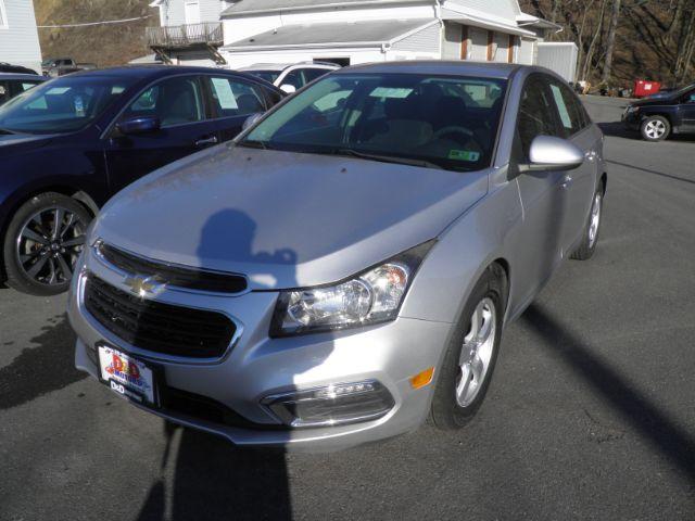 2016 GRAY Chevrolet Cruze Limited 1LT Auto (1G1PE5SB6G7) with an 1.4L 4L engine, AT transmission, located at 15520 McMullen Hwy SW, Belair, MD, 21502, (301) 729-3700, 39.581375, -78.846451 - Photo#0