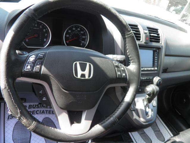 2009 SILVER Honda CR-V EX-L 4WD 5-Speed AT (5J6RE48779L) with an 2.4L L4 engine, AT transmission, located at 15520 McMullen Hwy SW, Belair, MD, 21502, (301) 729-3700, 39.581375, -78.846451 - Photo #2