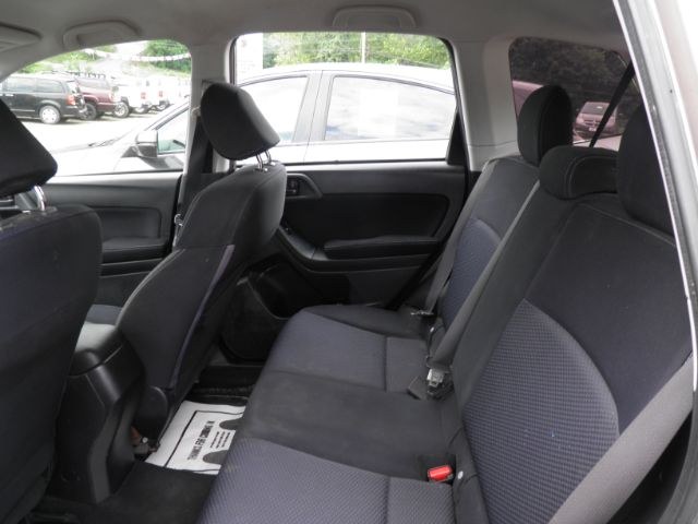 2015 GOLD Subaru Forester 2.5i (JF2SJAAC7FG) with an 2.5 L4 engine, 6SP transmission, located at 19521 New George's Creek Rd SW, Barton, MD, 21521, (301) 463-2404, 39.524323, -79.017906 - Photo#3