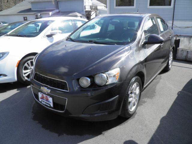 2014 GRAY Chevrolet Sonic LT Auto Sedan (1G1JC5SH1E4) with an 1.8L L4 engine, AT transmission, located at 15520 McMullen Hwy SW, Belair, MD, 21502, (301) 729-3700, 39.581375, -78.846451 - Photo #0