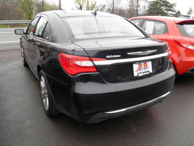 2011 BLACK Chrysler 200 Touring (1C3BC1FB9BN) with an 2.4L L4 engine, AT transmission, located at 15520 McMullen Hwy SW, Belair, MD, 21502, (301) 729-3700, 39.581375, -78.846451 - Photo #4
