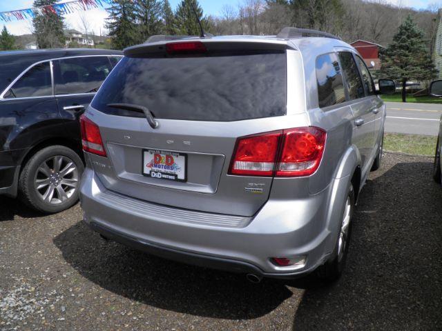 2015 SILVER Dodge Journey SXT (3C4PDCBG9FT) with an 3.6L V6 engine, AT transmission, located at 19521 New George's Creek Rd SW, Barton, MD, 21521, (301) 463-2404, 39.524323, -79.017906 - Photo #6
