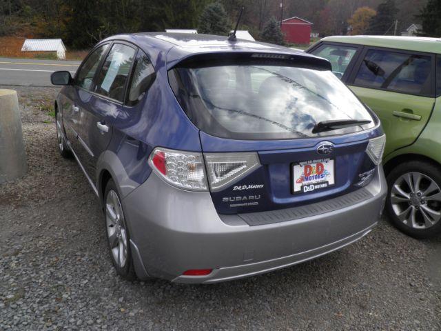 2011 BLUE Subaru Impreza Outback Sport (JF1GH6D62BG) with an 2.5 L4 engine, 5SP transmission, located at 19521 New George's Creek Rd SW, Barton, MD, 21521, (301) 463-2404, 39.524323, -79.017906 - Photo#5
