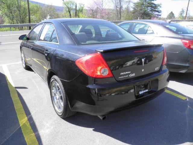 2007 Black Pontiac G6 GT Sedan (1G2ZH58N974) with an 3.5L V6 engine, AT transmission, located at 15520 McMullen Hwy SW, Belair, MD, 21502, (301) 729-3700, 39.581375, -78.846451 - Photo #4