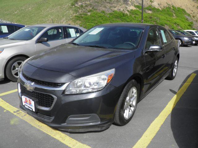 2016 GRAY Chevrolet Malibu Limited 1LT (1G11C5SA9GU) with an 2.5 L4 engine, AT transmission, located at 15520 McMullen Hwy SW, Belair, MD, 21502, (301) 729-3700, 39.581375, -78.846451 - Photo #0