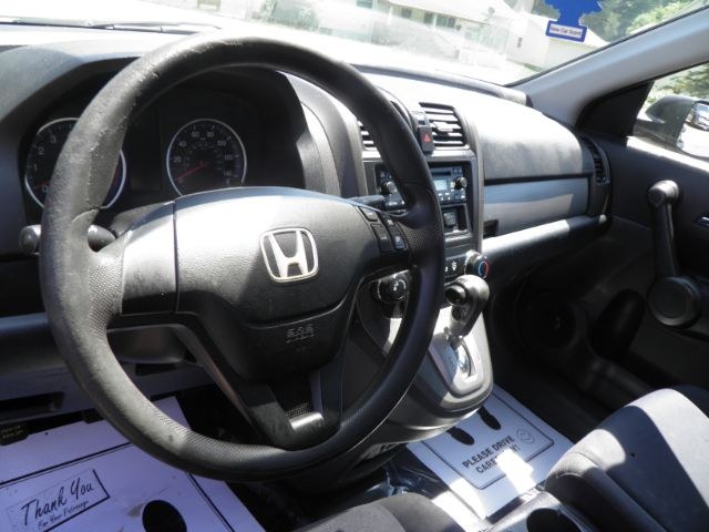 2011 GRAY Honda CR-V LX 4WD 5-Speed AT (5J6RE4H38BL) with an 2.4L L4 engine, AT transmission, located at 19521 New George's Creek Rd SW, Barton, MD, 21521, (301) 463-2404, 39.524323, -79.017906 - Photo#2