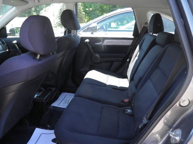 2011 GRAY Honda CR-V LX 4WD 5-Speed AT (5J6RE4H38BL) with an 2.4L L4 engine, AT transmission, located at 19521 New George's Creek Rd SW, Barton, MD, 21521, (301) 463-2404, 39.524323, -79.017906 - Photo#3