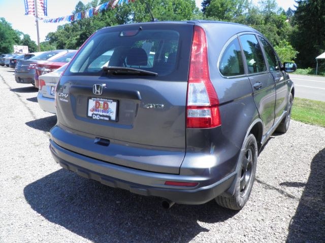 2011 GRAY Honda CR-V LX 4WD 5-Speed AT (5J6RE4H38BL) with an 2.4L L4 engine, AT transmission, located at 19521 New George's Creek Rd SW, Barton, MD, 21521, (301) 463-2404, 39.524323, -79.017906 - Photo#5