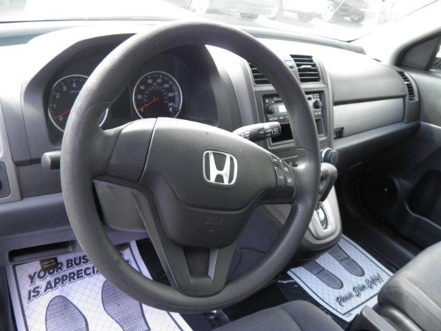 2011 GRAY Honda CR-V LX 4WD 5-Speed AT (5J6RE4H38BL) with an 2.4L L4 engine, AT transmission, located at 15520 McMullen Hwy SW, Belair, MD, 21502, (301) 729-3700, 39.581375, -78.846451 - Photo #2