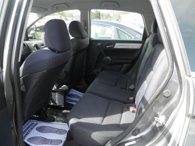 2011 GRAY Honda CR-V LX 4WD 5-Speed AT (5J6RE4H38BL) with an 2.4L L4 engine, AT transmission, located at 15520 McMullen Hwy SW, Belair, MD, 21502, (301) 729-3700, 39.581375, -78.846451 - Photo #3