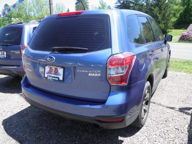 2015 BLUE Subaru Forester 2.5i (JF2SJAAC6FG) with an 2.5 L4 engine, 6SP transmission, located at 19521 New George's Creek Rd SW, Barton, MD, 21521, (301) 463-2404, 39.524323, -79.017906 - Photo#5