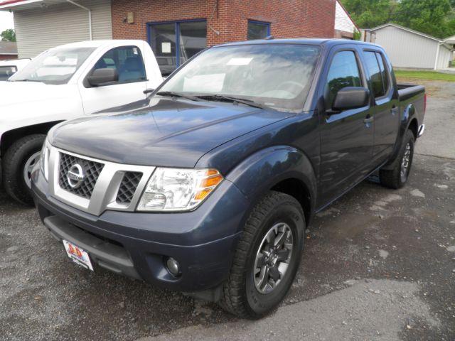 2016 BLUE Nissan Frontier S Crew Cab 5AT 2WD (1N6AD0ER7GN) with an 4.0 V6 engine, AT transmission, located at 15520 McMullen Hwy SW, Belair, MD, 21502, (301) 729-3700, 39.581375, -78.846451 - Photo #0