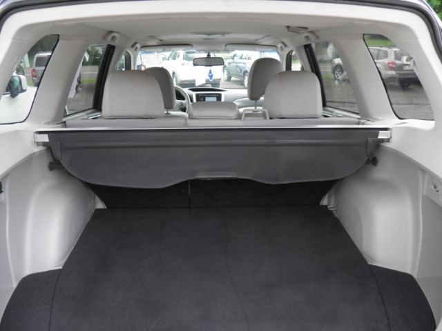 2012 Gray Subaru Forester 2.5X Premium (JF2SHADC6CH) with an 2.5l H4 engine, AT transmission, located at 19521 New George's Creek Rd SW, Barton, MD, 21521, (301) 463-2404, 39.524323, -79.017906 - Photo#4