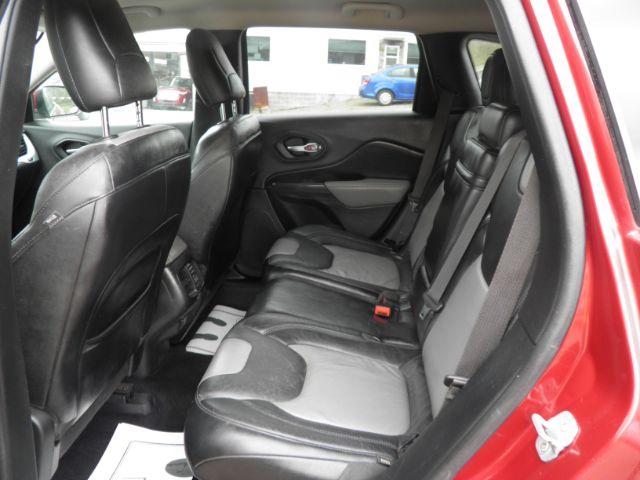 2014 RED Jeep Cherokee Limited FWD (1C4PJLDB3EW) with an 2.4L L4 engine, AT transmission, located at 19521 New George's Creek Rd SW, Barton, MD, 21521, (301) 463-2404, 39.524323, -79.017906 - Photo#3