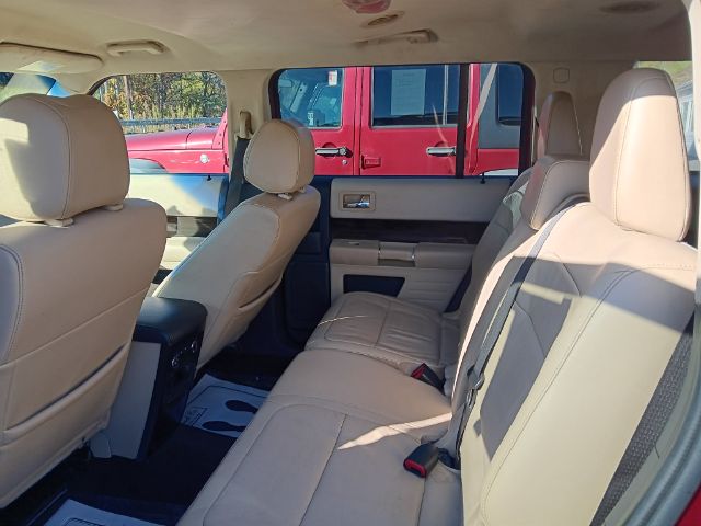2016 RED Ford Flex SEL AWD (2FMHK6C84GB) with an 3.5L V6 engine, AT transmission, located at 15520 McMullen Hwy SW, Belair, MD, 21502, (301) 729-3700, 39.581375, -78.846451 - Photo#2