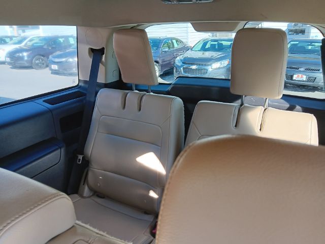 2016 RED Ford Flex SEL AWD (2FMHK6C84GB) with an 3.5L V6 engine, AT transmission, located at 15520 McMullen Hwy SW, Belair, MD, 21502, (301) 729-3700, 39.581375, -78.846451 - Photo#3