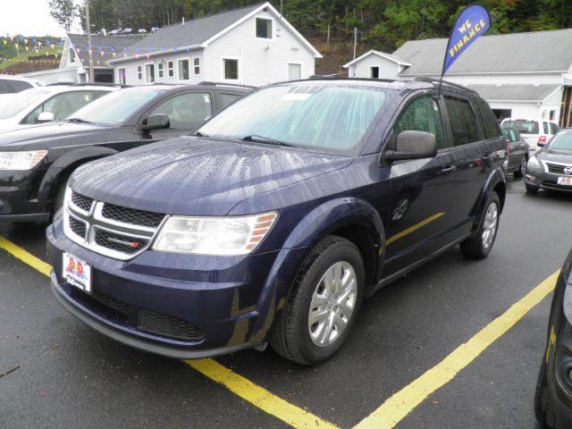 photo of 2017 Dodge Journey SE