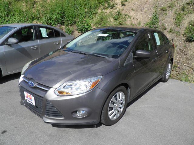 2012 Gray Ford Focus SE Sedan (1FAHP3F23CL) with an 2.0L I4 engine, AT transmission, located at 15520 McMullen Hwy SW, Belair, MD, 21502, (301) 729-3700, 39.581375, -78.846451 - Photo#0