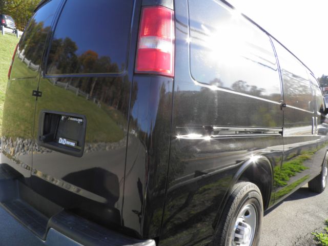 2016 Black Chevrolet Express 2500 Work Van (1GCWGAFF5G1) with an 4.8L V8 engine, AT transmission, located at 15520 McMullen Hwy SW, Belair, MD, 21502, (301) 729-3700, 39.581375, -78.846451 - Photo#6