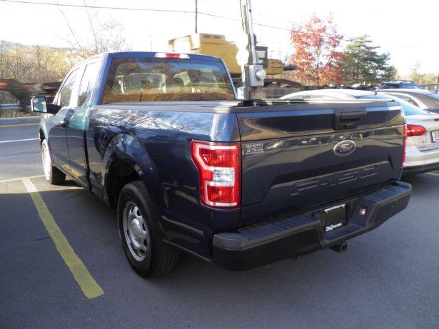 2018 BLUE FORD F-150 XL SuperCab 8-ft. 2WD (1FTEX1CB3JF) with an 3.3L V6 engine, AT transmission, located at 15520 McMullen Hwy SW, Belair, MD, 21502, (301) 729-3700, 39.581375, -78.846451 - Photo#4